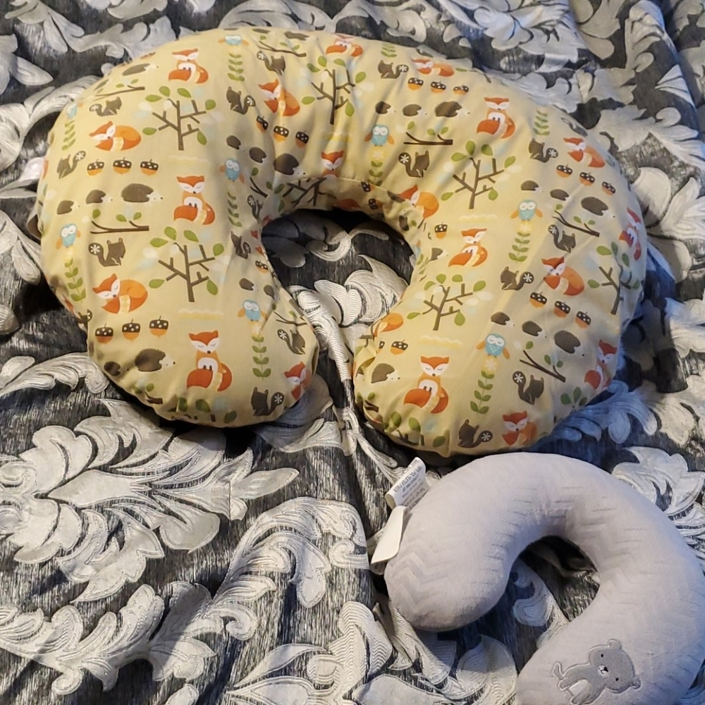 Boppy pillow and child of mine baby head rest